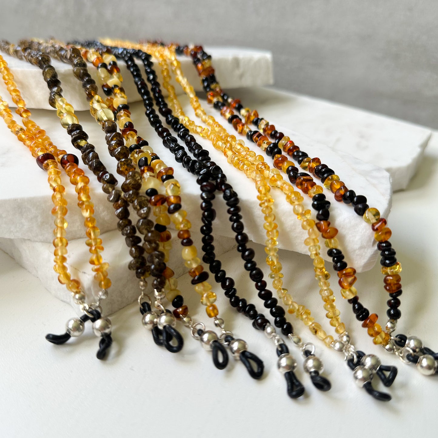 Unisex natural Baltic amber sunglasses chain