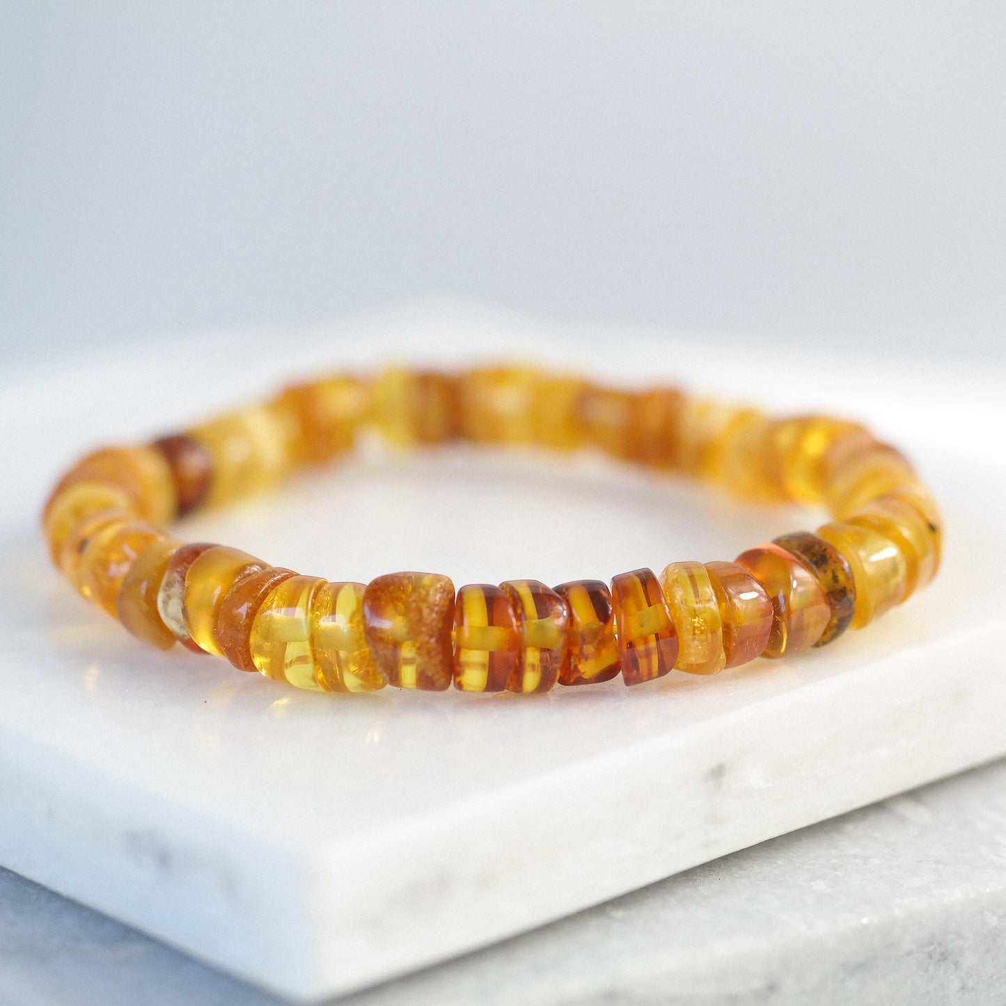 Chic lemon amber bracelet for women and men