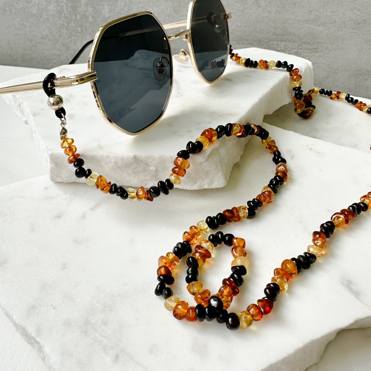 Unisex natural Baltic amber sunglasses chain