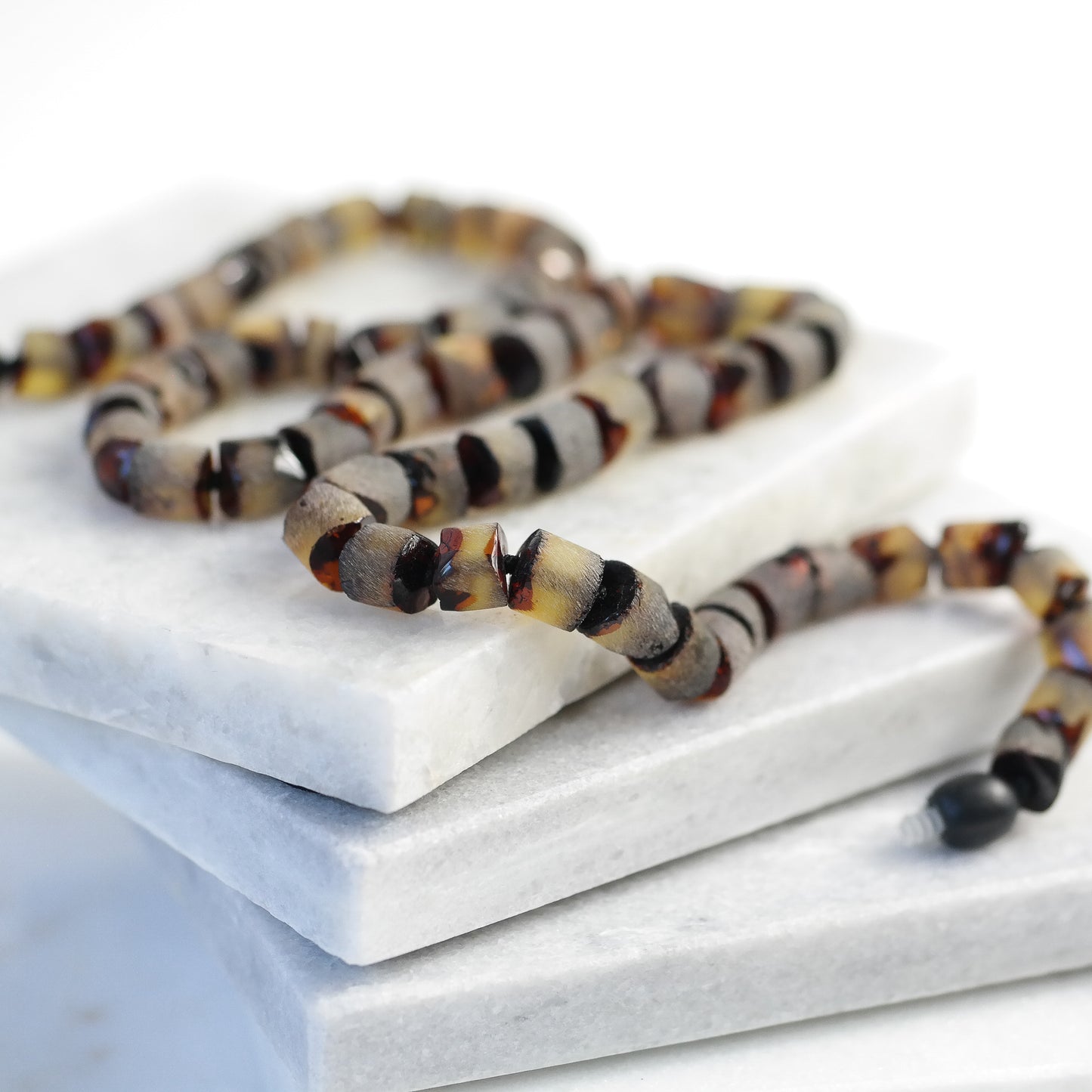 Unisex natural Baltic amber necklace