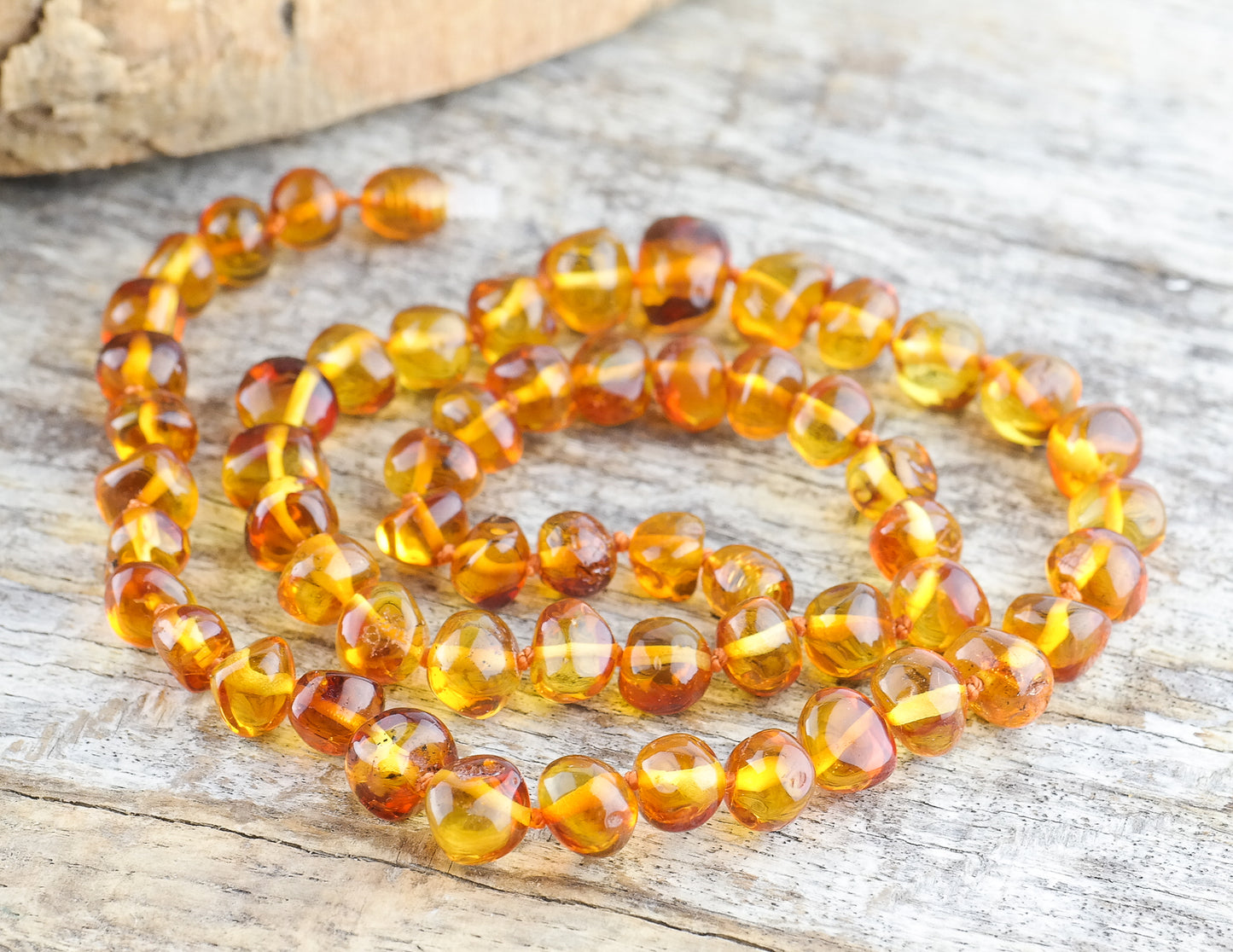 Unisex necklace from cognac amber beads