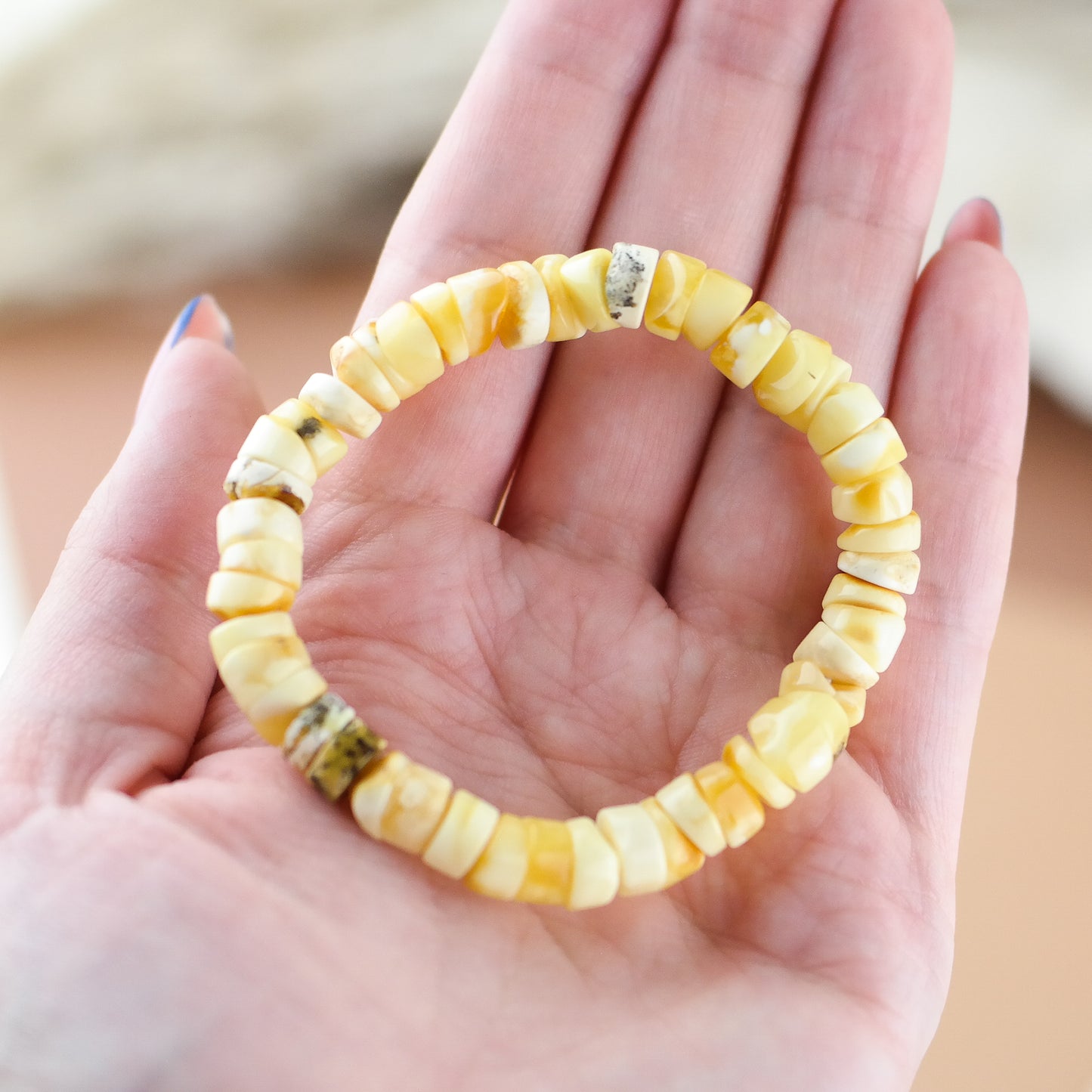 Beaded stretchy bracelet from natural amber
