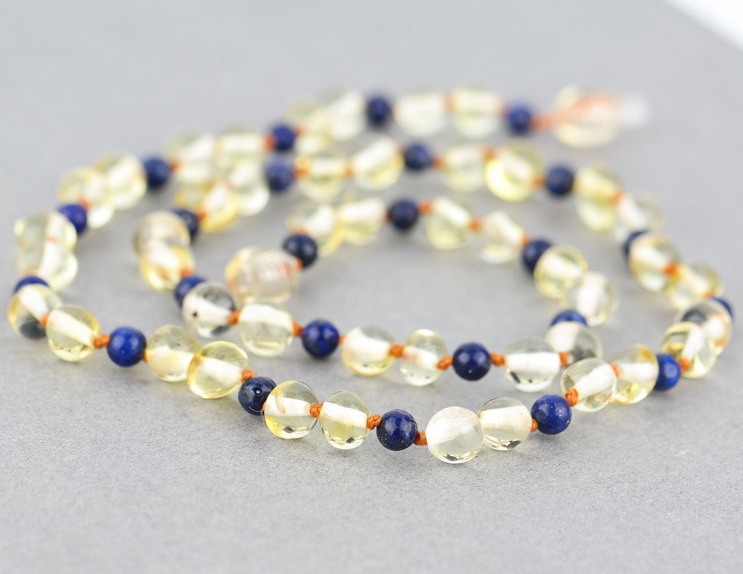 Amber choker with blue amethyst