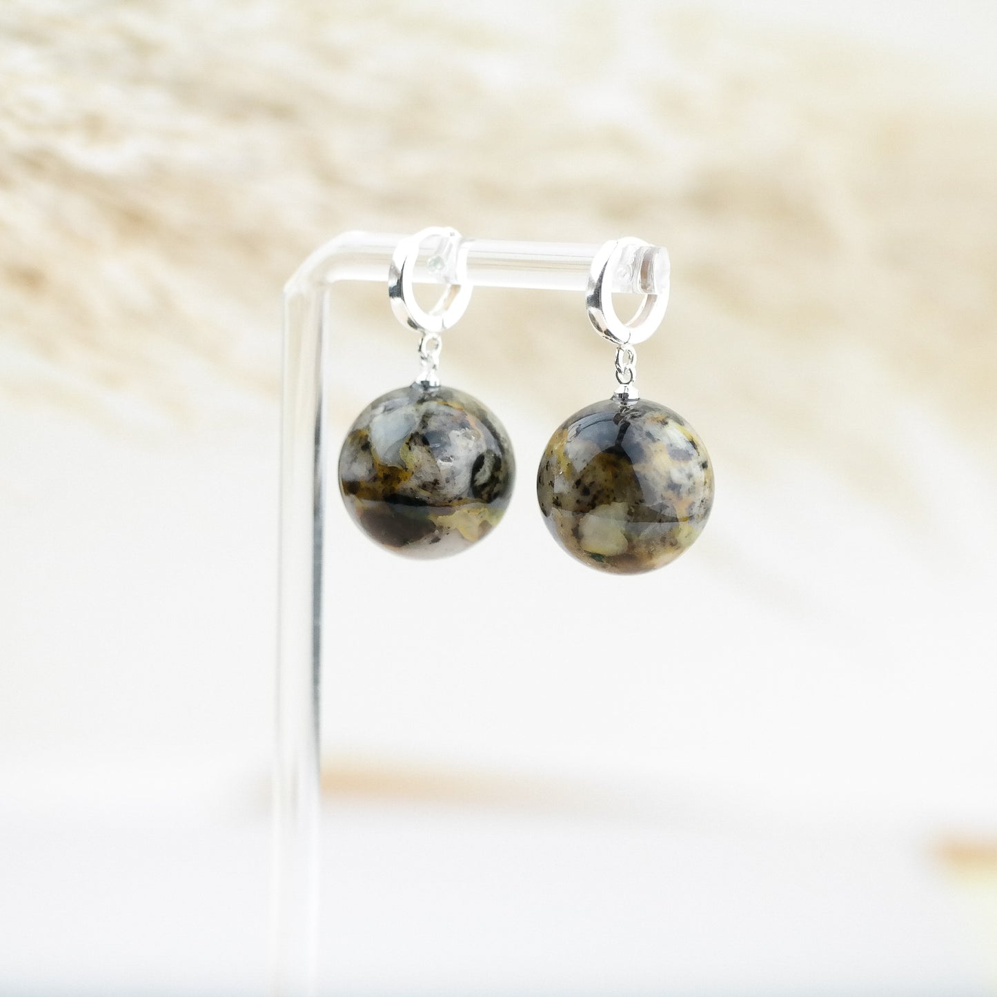 Women silver amber earrings