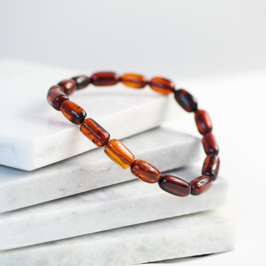 Chic natural Baltic amber bracelet