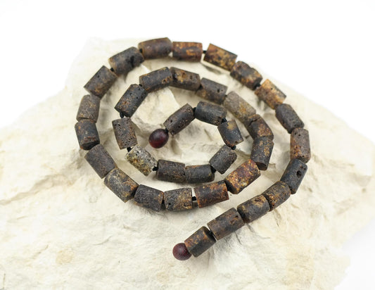 Green tube amber necklace for men