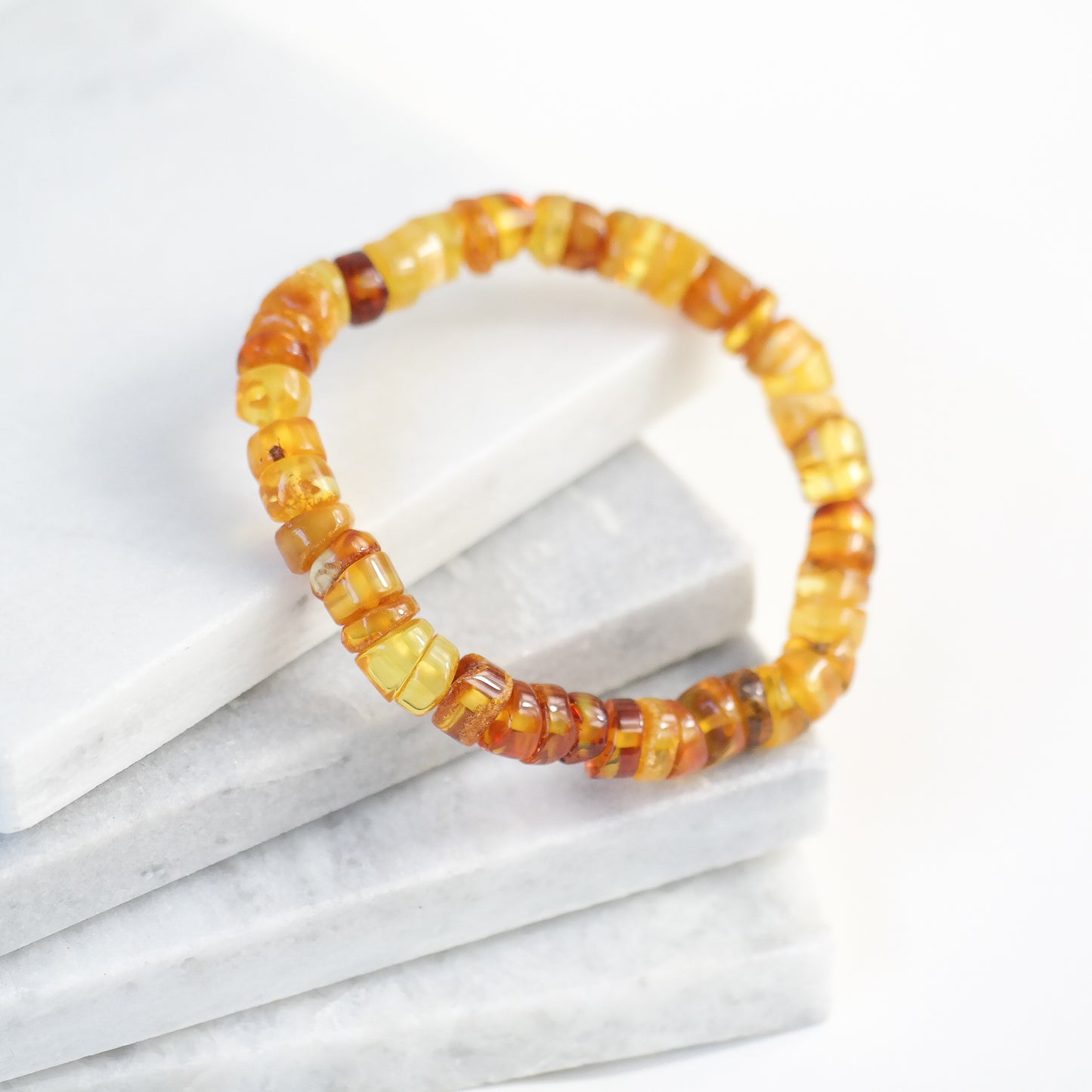 Chic lemon amber bracelet for women and men