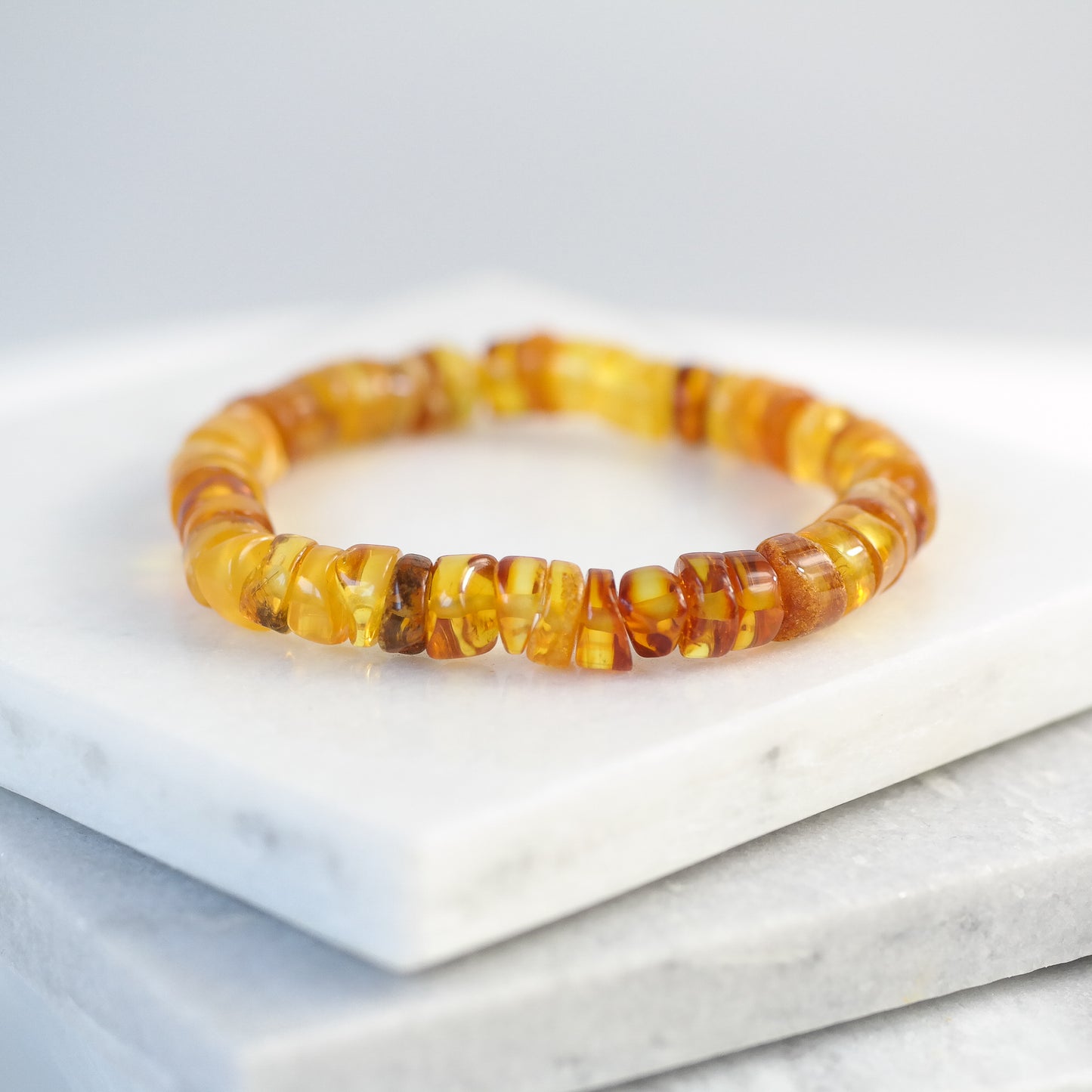 Chic lemon amber bracelet for women and men