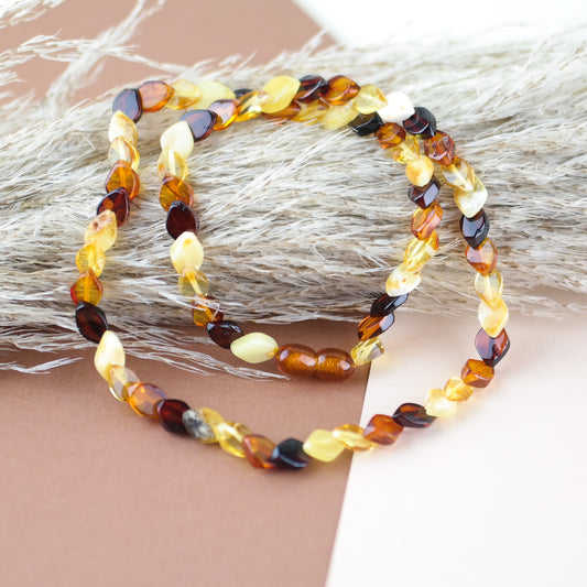 Multicolour tear drop amber necklace