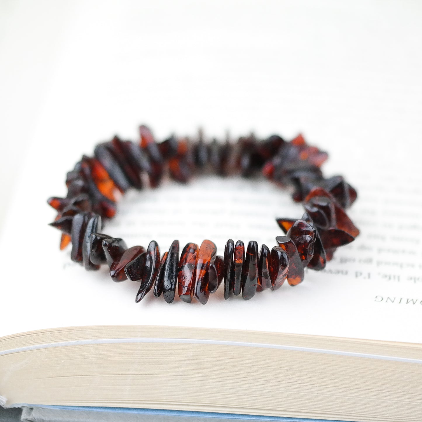 Chip style amber bracelets for men and women