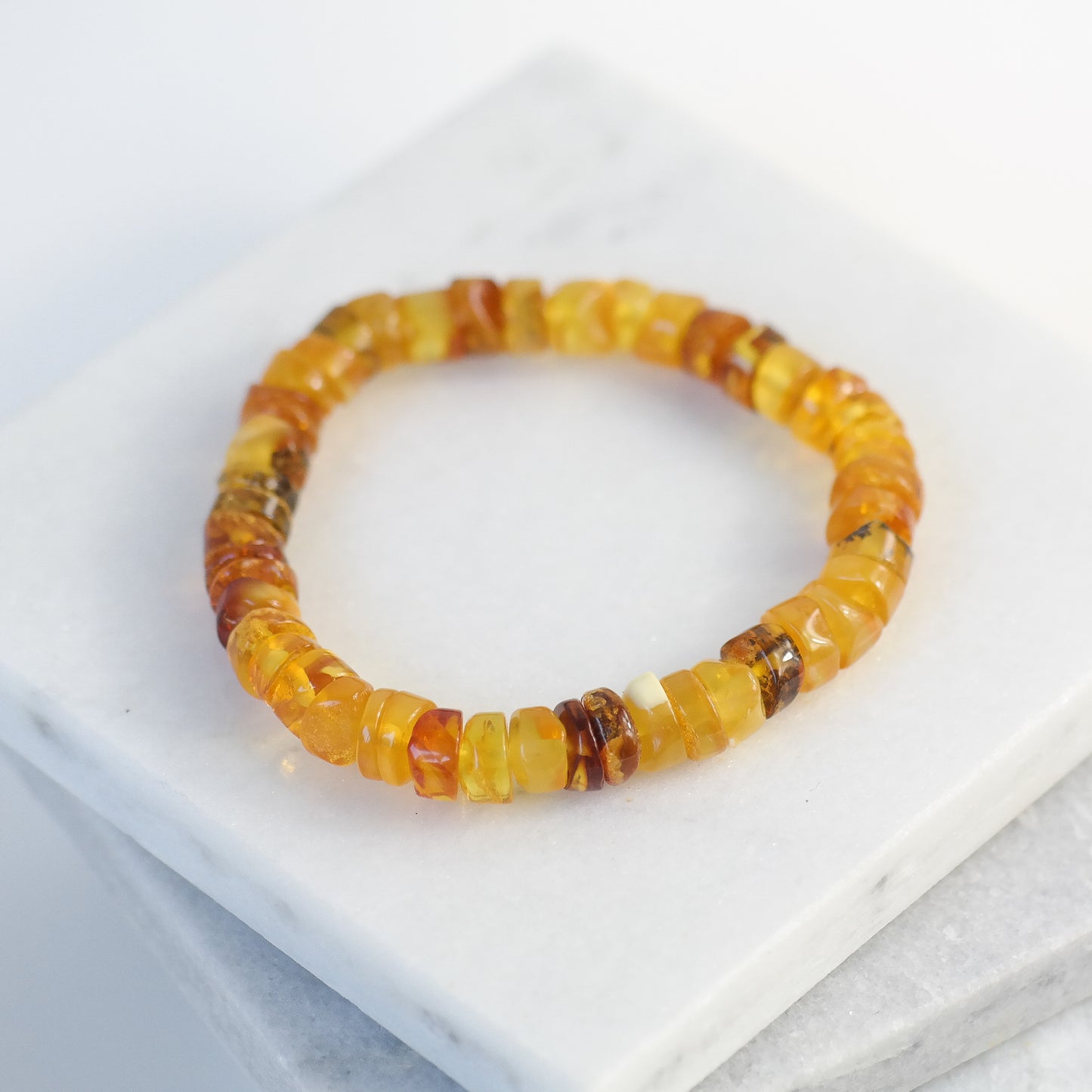 Chic lemon amber bracelet for women and men