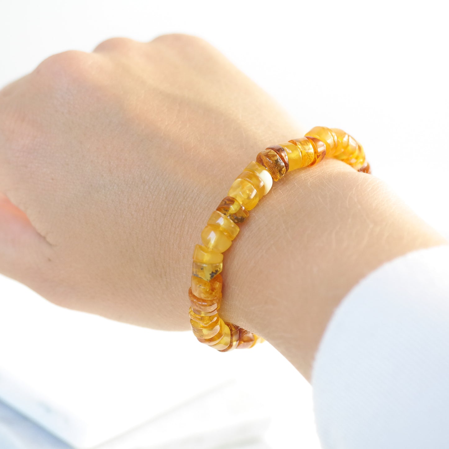 Chic lemon amber bracelet for women and men