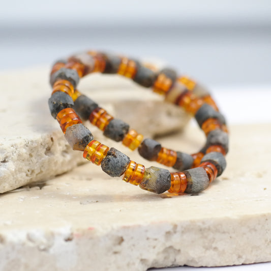 Unisex amber bracelet from cognac beads