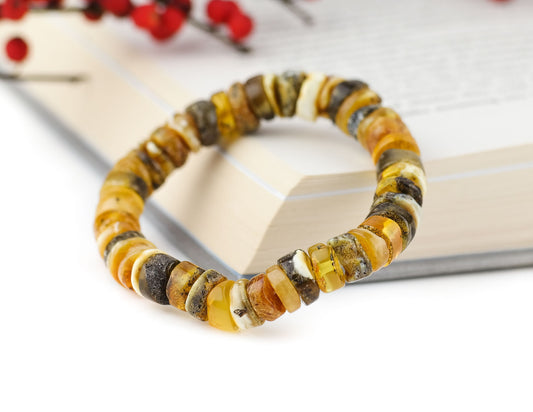 Handmade bracelet from natural Baltic amber beads