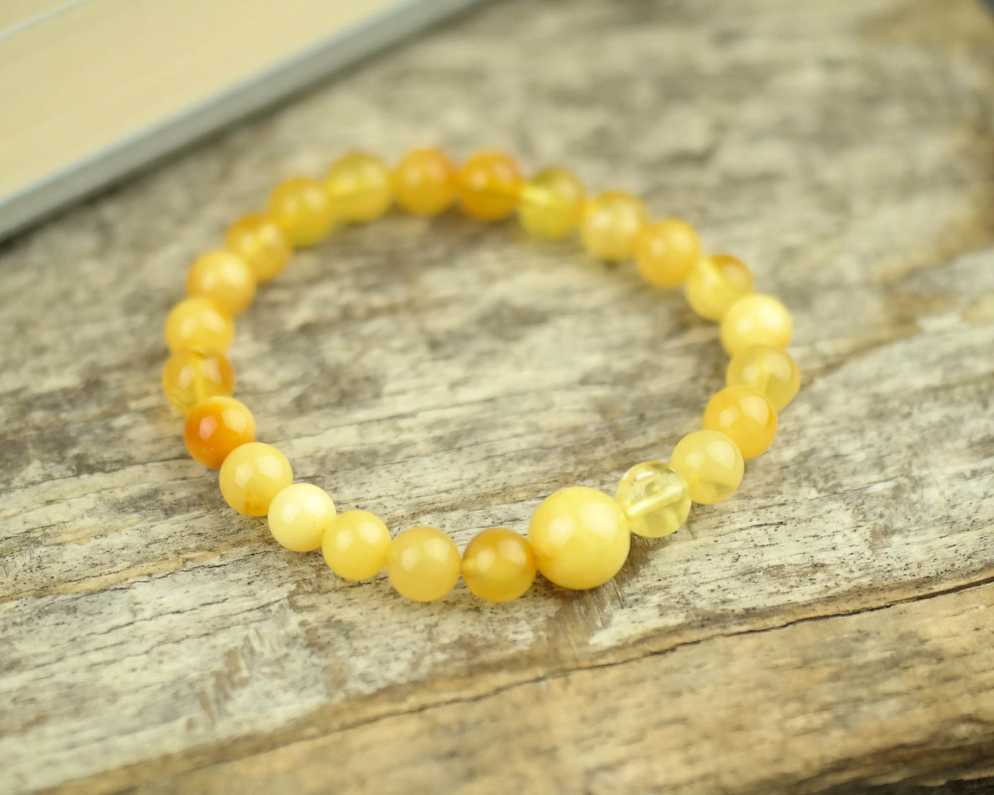 Amber bracelet from round butterscotch beads