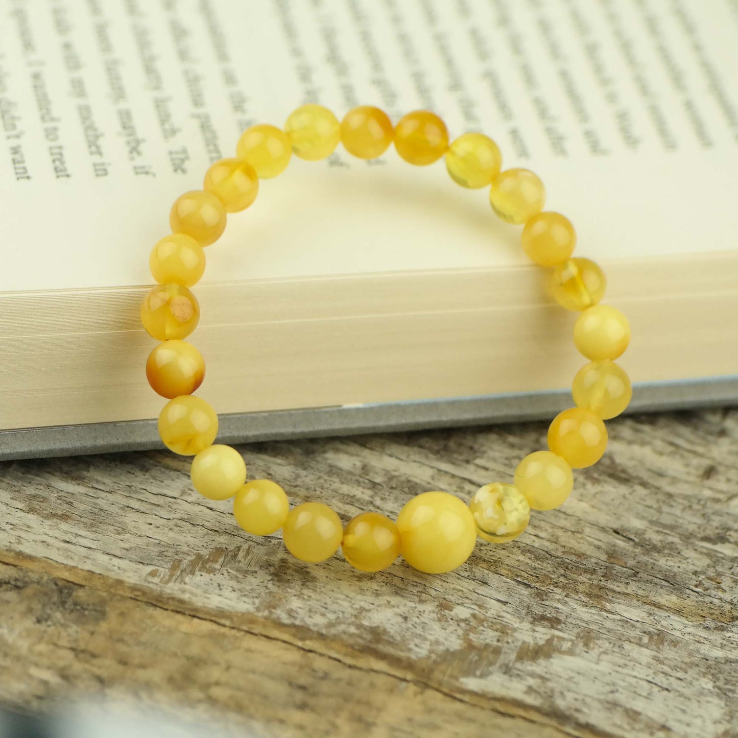 Amber bracelet from round butterscotch beads