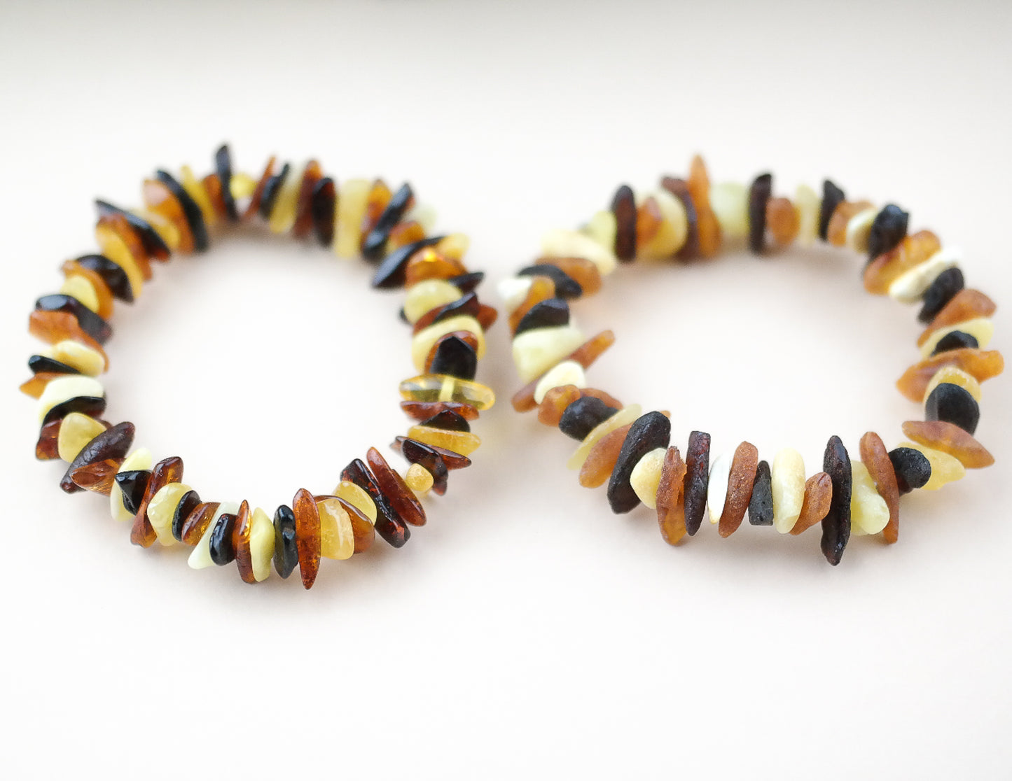 Unisex chip style amber bracelets