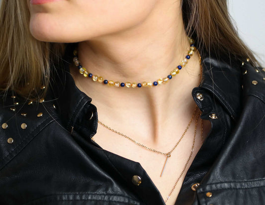 Amber choker with blue amethyst