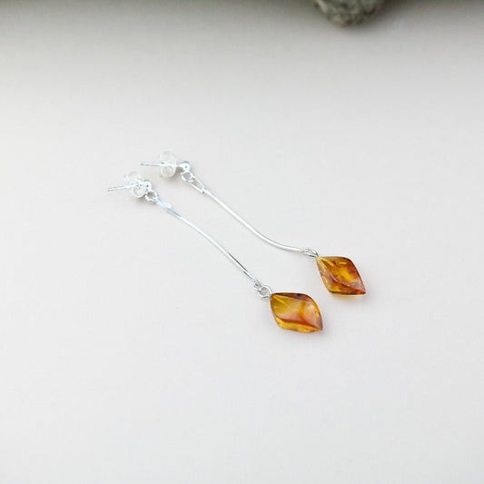 Dangle silver amber earrings